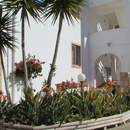 - 2 A 4 Pessoas- Piscina * Olhos de Αgua