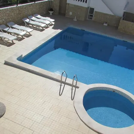 - 2 A 4 Pessoas- Piscina * Olhos de Agua (Albufeira)