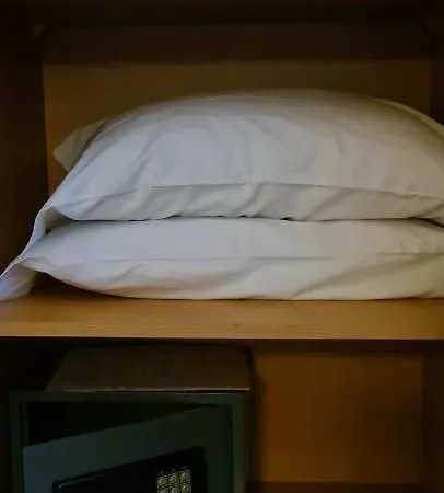 - 2 A 4 Pessoas- Piscina