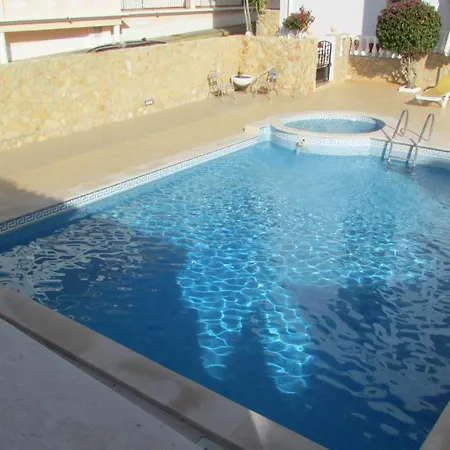 - 2 A 4 Pessoas- Piscina * Olhos de Agua (Albufeira)