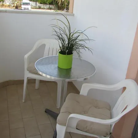 Apartman - 2 A 4 Pessoas- Piscina Olhos de Água