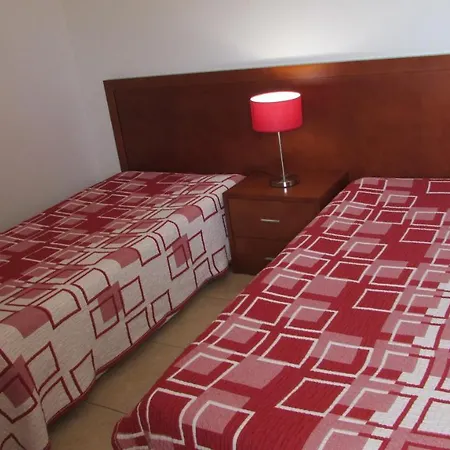 Apartamento - 2 A 4 Pessoas- Piscina