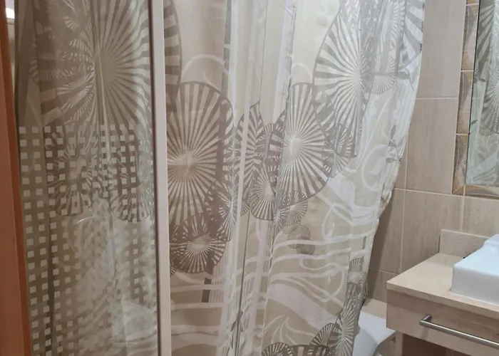 - 2 A 4 Pessoas- Piscina * Olhos de Agua (Albufeira)