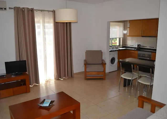 - 2 A 4 Pessoas- Piscina Apartment Olhos de Agua (Albufeira)